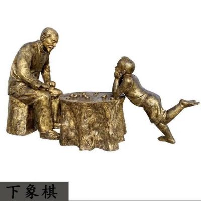 玻璃鋼仿銅戶外園林景觀下象棋的人物雕塑