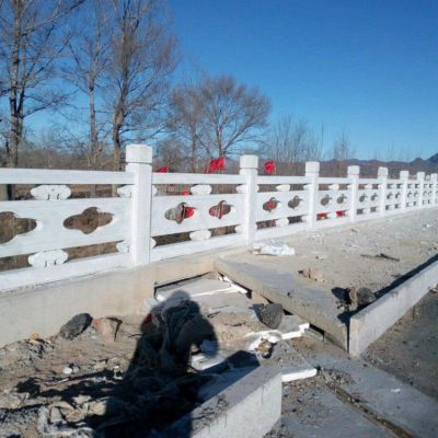 大理石砂石花崗巖石雕鏤空創(chuàng)意戶外河道馬路護欄圍欄雕塑