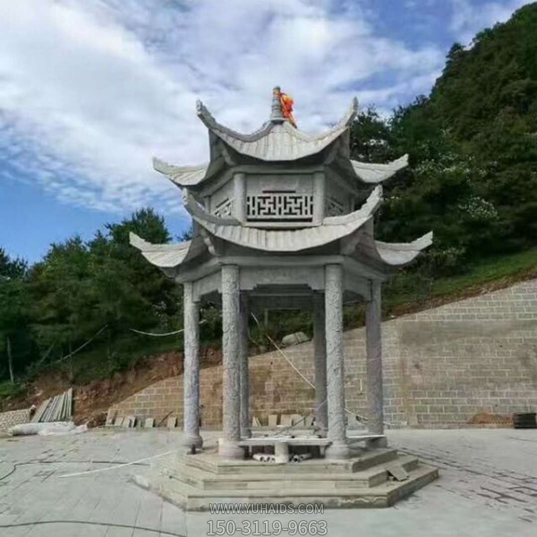 山景區寺院戶(hù)外擺放青石雕刻鏤空六柱休閑涼亭雕塑