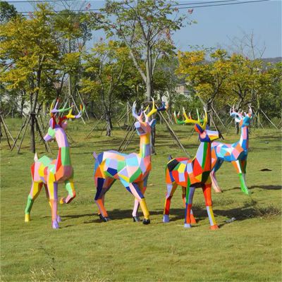 公園綠地玻璃鋼彩繪幾何抽象梅花鹿小品擺件